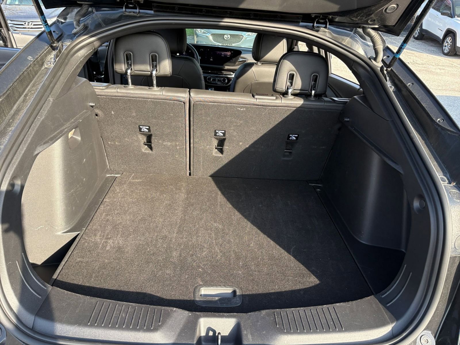 Used 2025 Buick Envista Sport Touring image 30