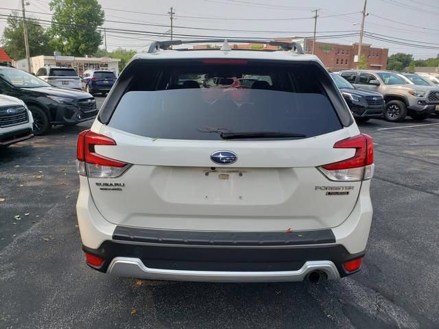 Used 2019 Subaru Forester Touring AWD/4WD image 4