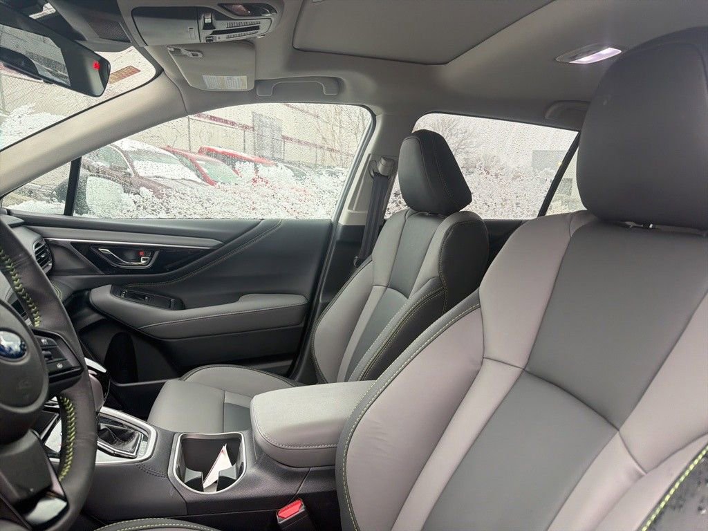Used 2025 Subaru Outback Onyx Edition image 15