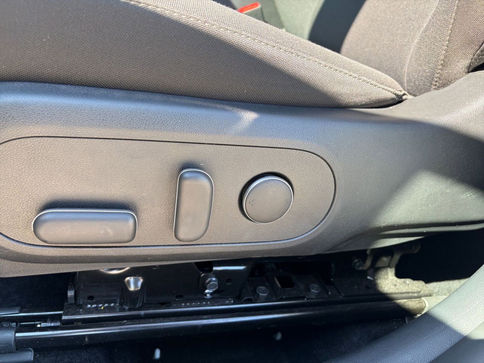 Used 2025 Hyundai Kona SEL image 22