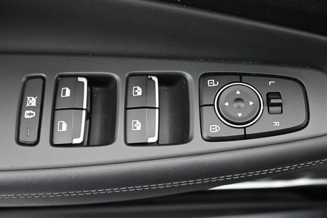 Used 2020 Hyundai Santa Fe Limited FWD image 14