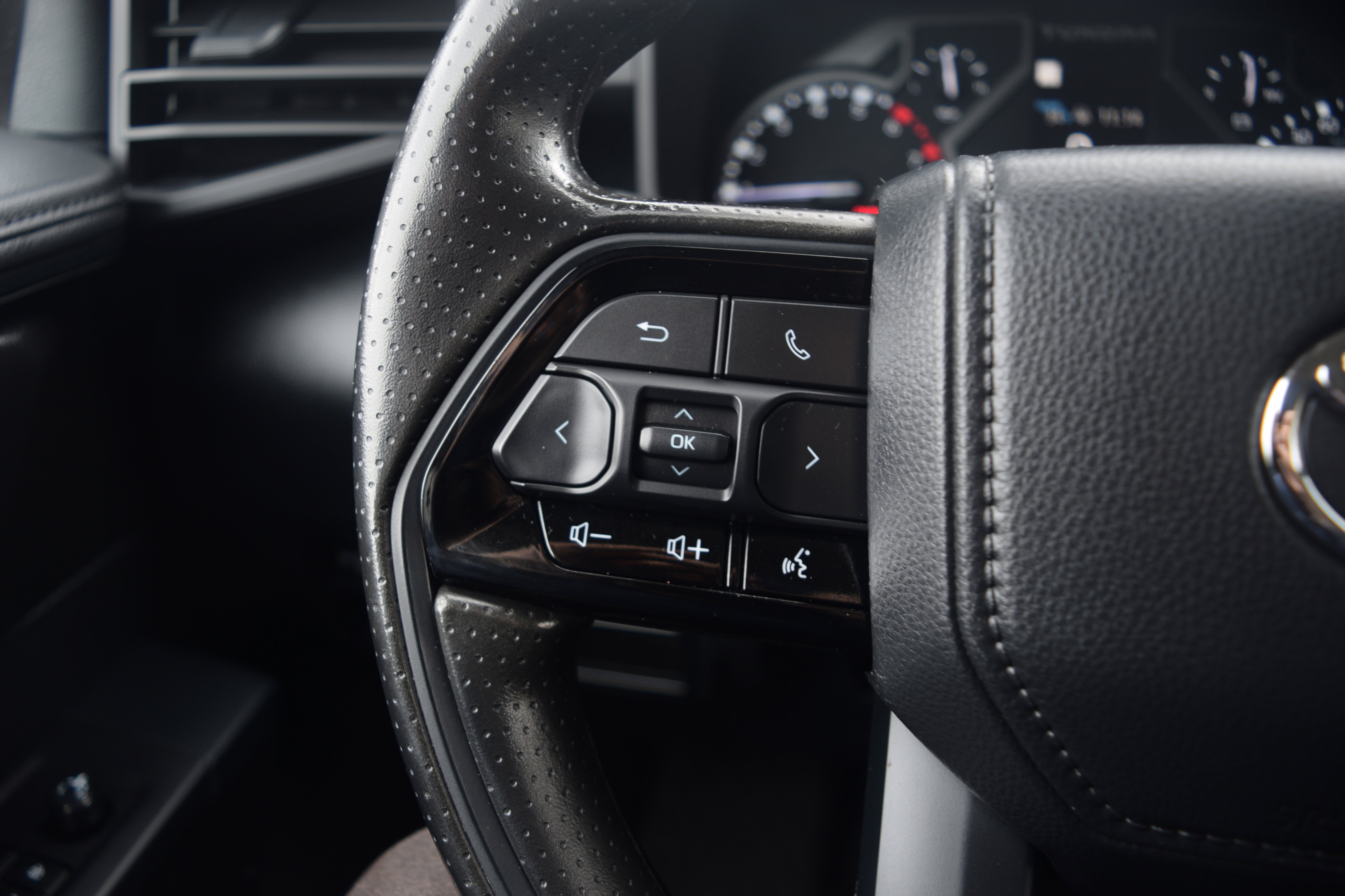 Used 2023 Toyota Tundra SR image 6