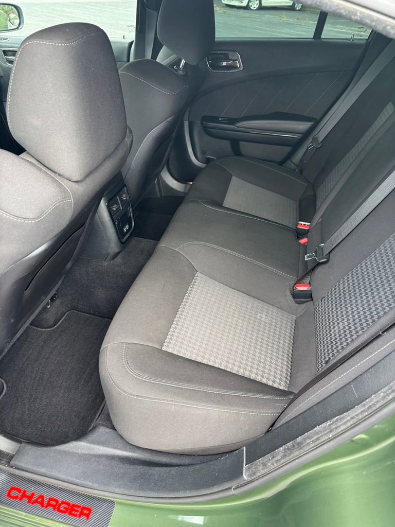 Used 2020 Dodge Charger R/T w/ Blacktop Package image 10