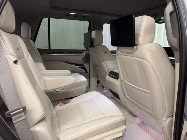 Certified 2025 Cadillac Escalade Premium Luxury Platinum w/ LPO, Radiant Package RWD image 25