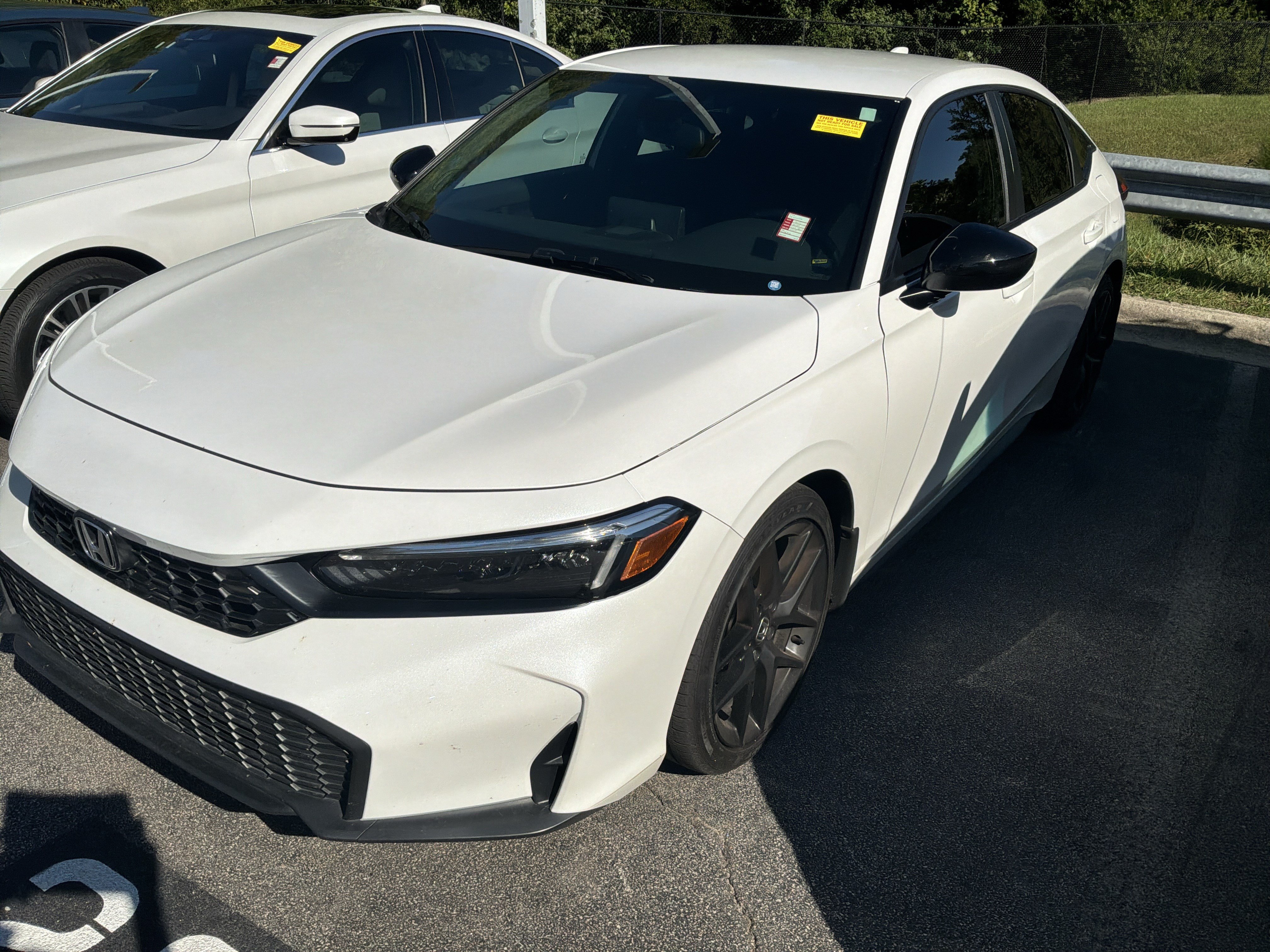Used 2025 Honda Civic Sport image 3