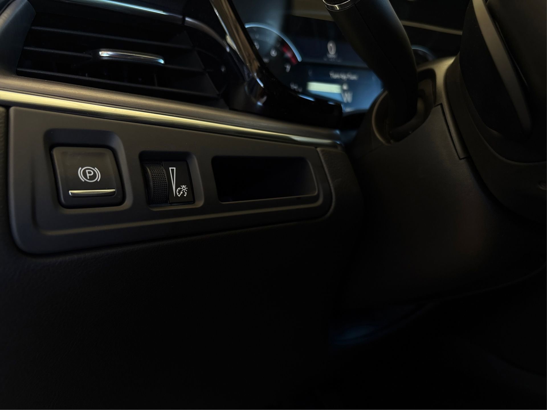 New 2026 Cadillac XT5 Luxury image 19