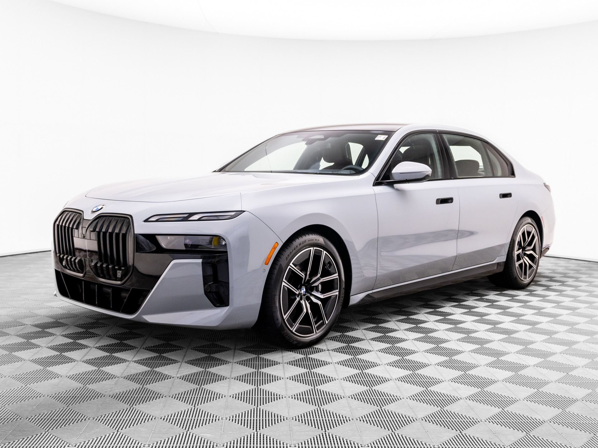 Certified 2026 BMW 740i xDrive w/ Premium Package