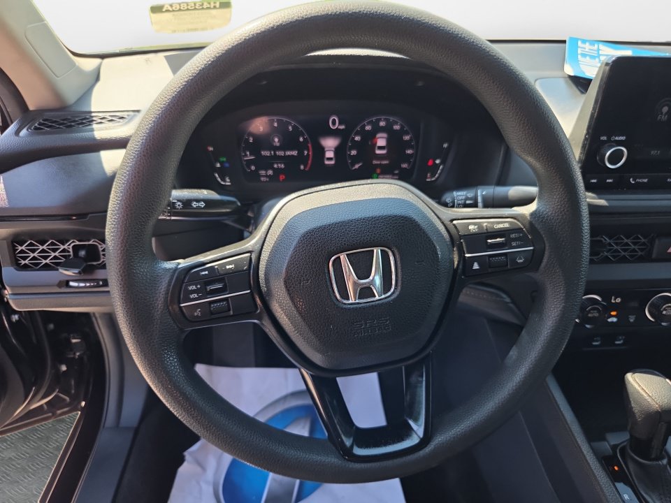 Used 2023 Honda Accord LX image 13