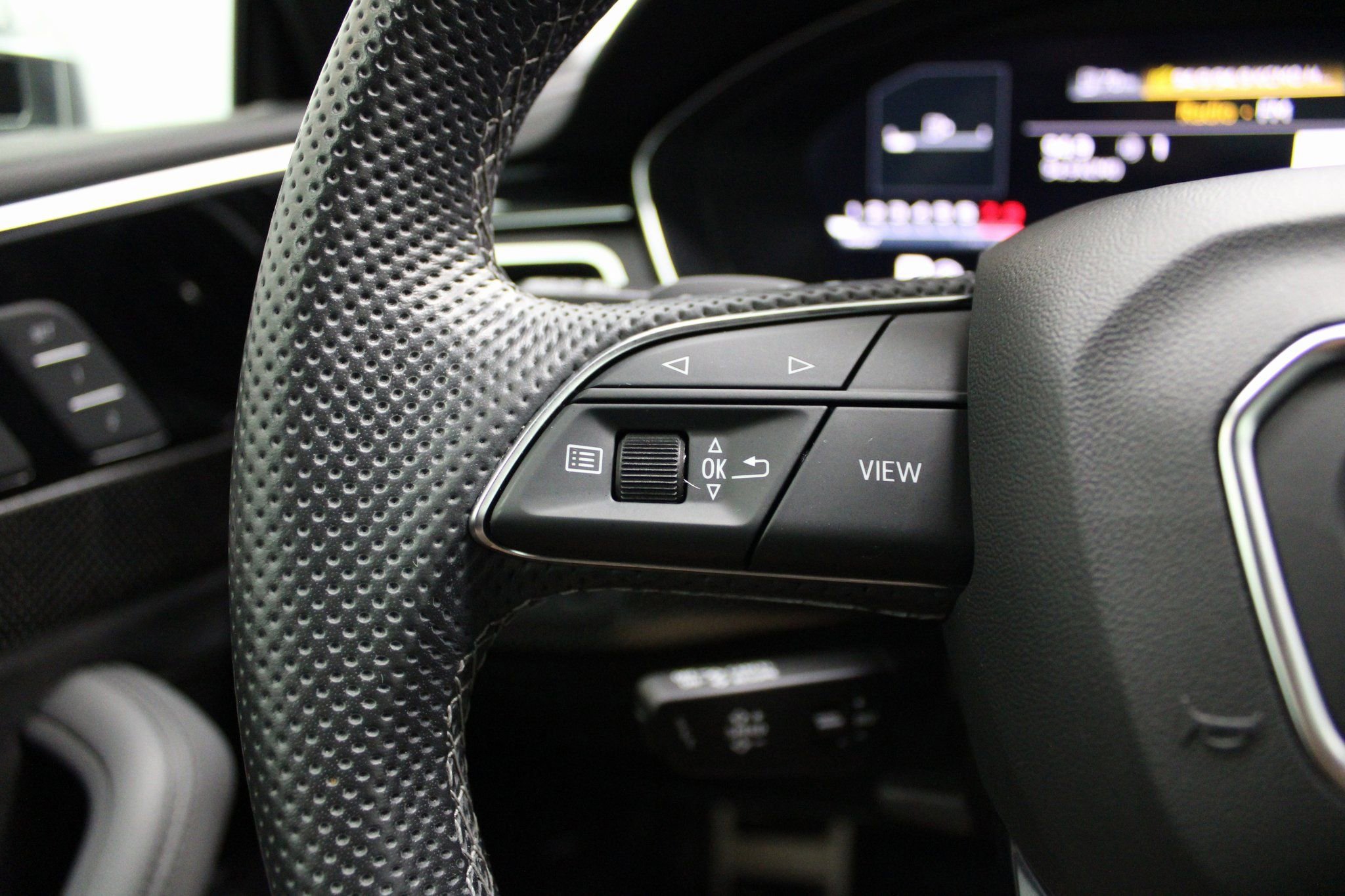 Used 2022 Audi S5 Premium Plus w/ Premium Plus Package image 35