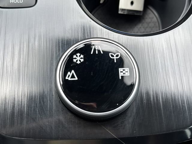 Used 2022 Nissan Rogue SL w/ SL Premium Package image 24