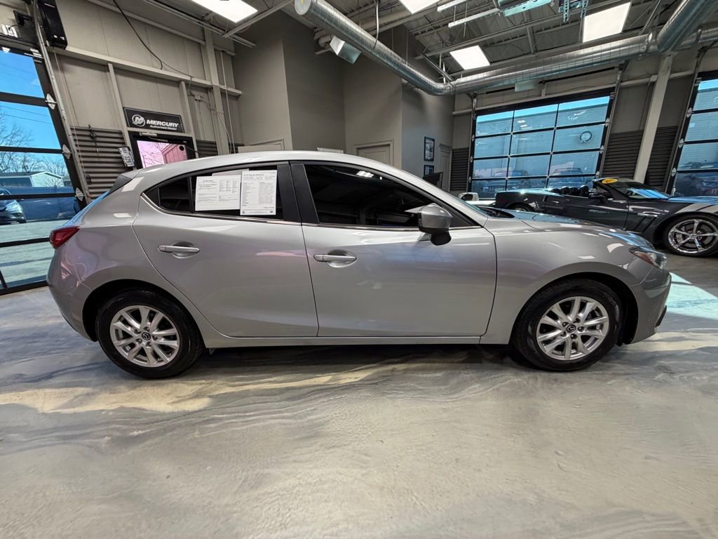 Used 2016 MAZDA MAZDA3 i Sport w/ Preferred Equipment Package image 27
