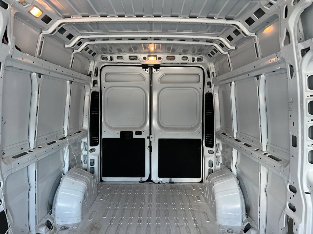 Used 2026 RAM ProMaster 2500 w/ Safety Group FWD image 14