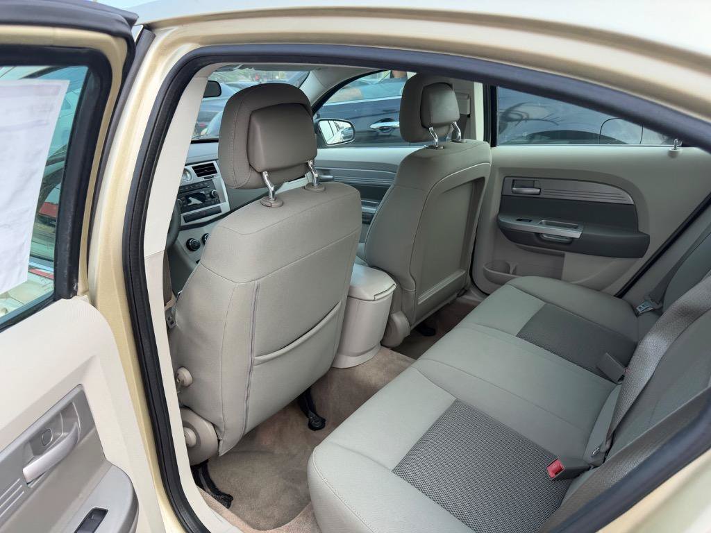 Used 2010 Chrysler Sebring Touring FWD image 10
