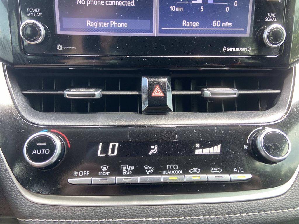 Used 2021 Toyota Corolla SE FWD image 34