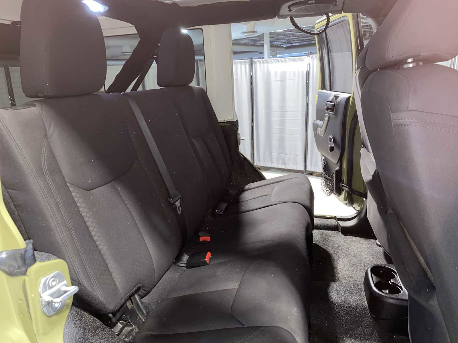 Used 2013 Jeep Wrangler Unlimited Sport image 13