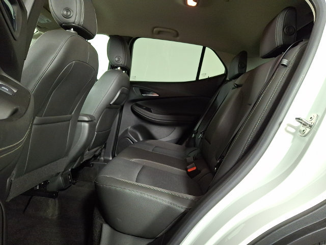 Used 2023 Buick Encore GX Select w/ Safety Package II AWD/4WD image 13