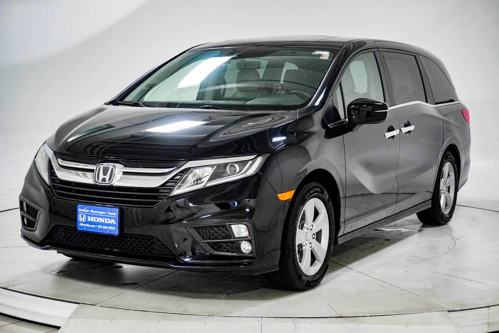 Used 2018 Honda Odyssey EX-L image 3