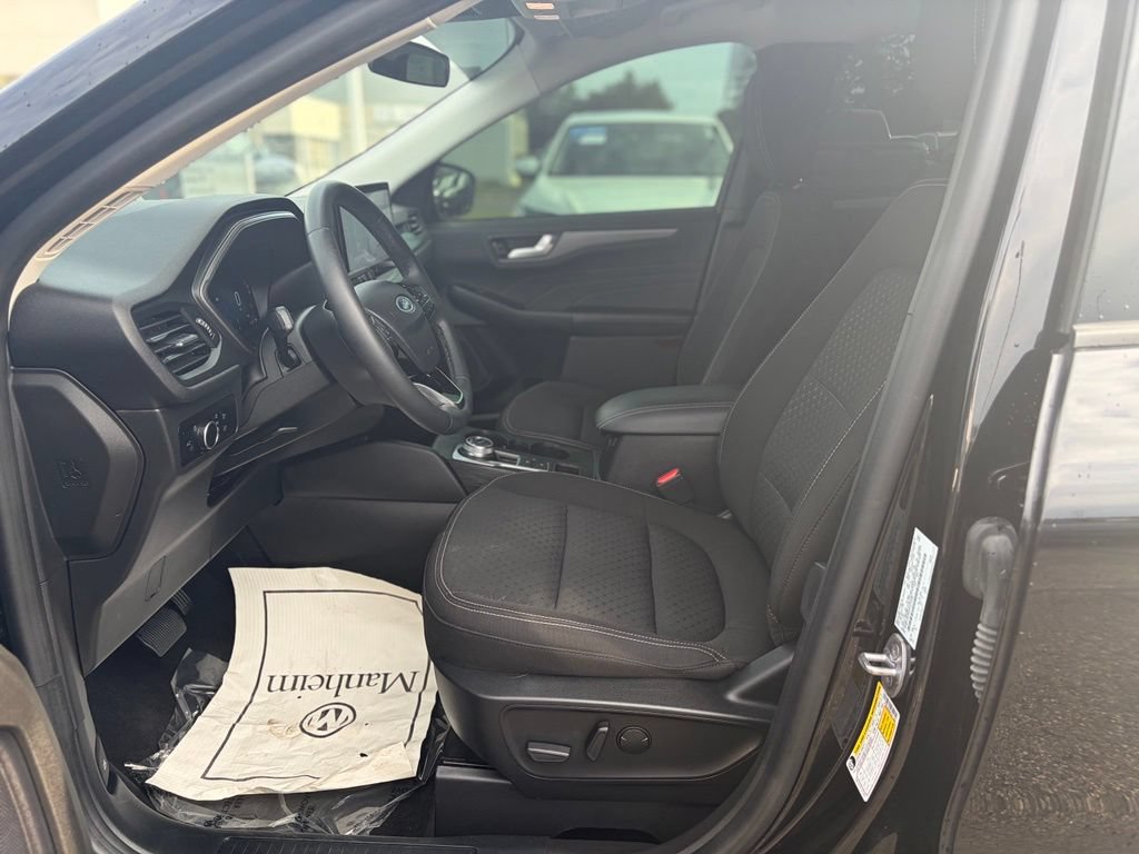 Used 2023 Ford Escape Active w/ Tech Pack #2 AWD/4WD image 22
