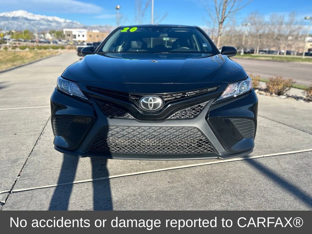 Used 2020 Toyota Camry SE FWD image 2