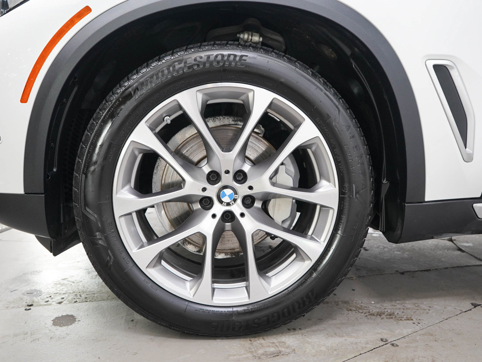 Used 2022 BMW X5 xDrive40i AWD/4WD image 31