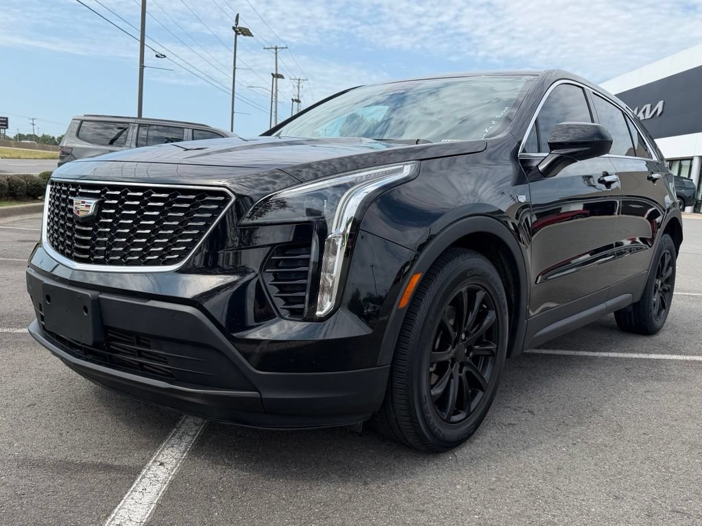 Used 2022 Cadillac XT4 Luxury FWD image 3