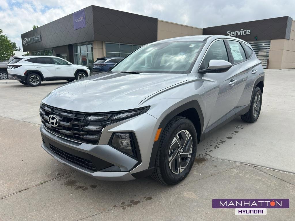New 2026 Hyundai Tucson Blue SE AWD/4WD image 1