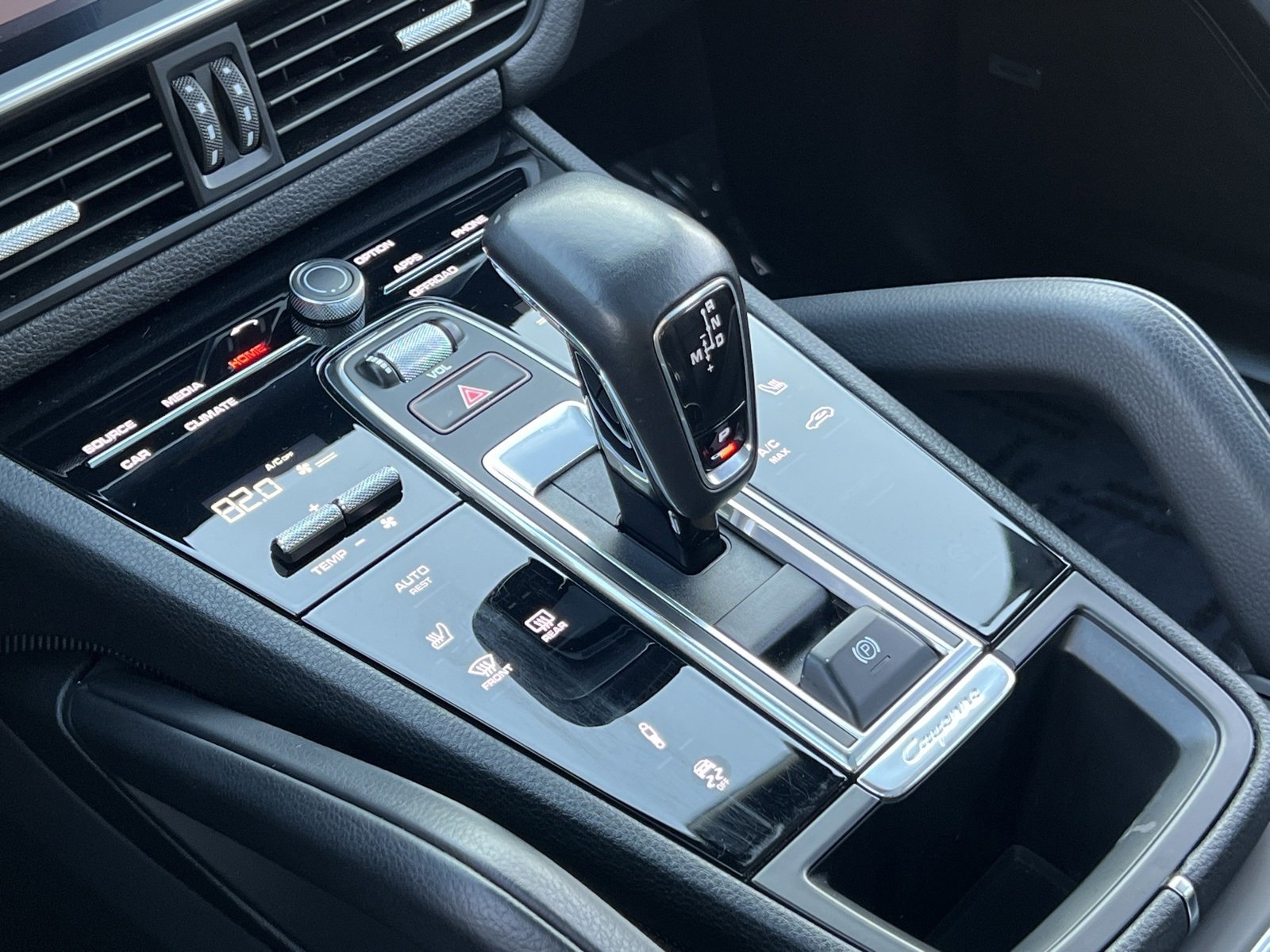 Certified 2021 Porsche Cayenne Coupe image 27