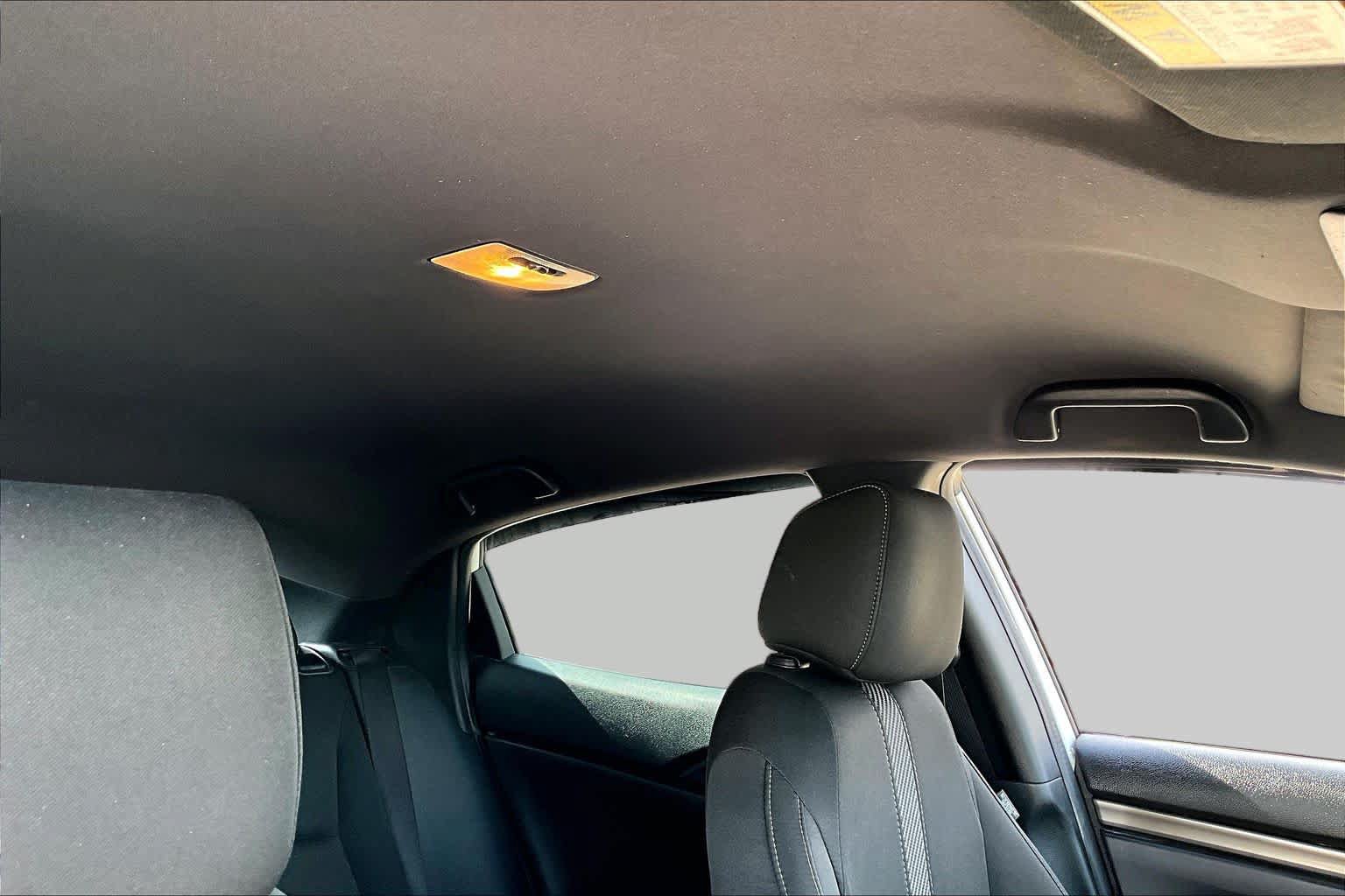 Used 2019 Honda Civic Sport image 12