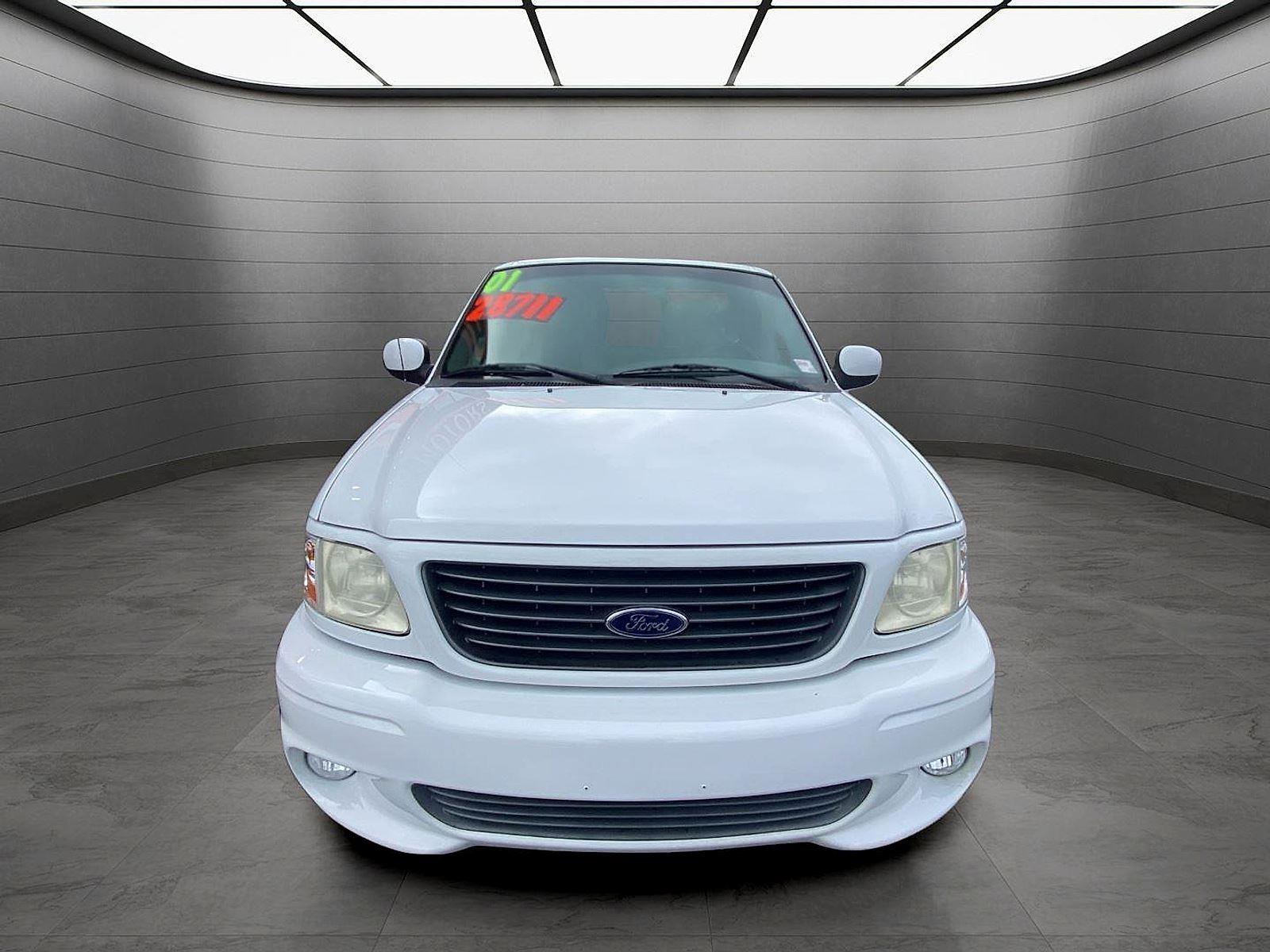 Used 2001 Ford F150 Lightning image 8