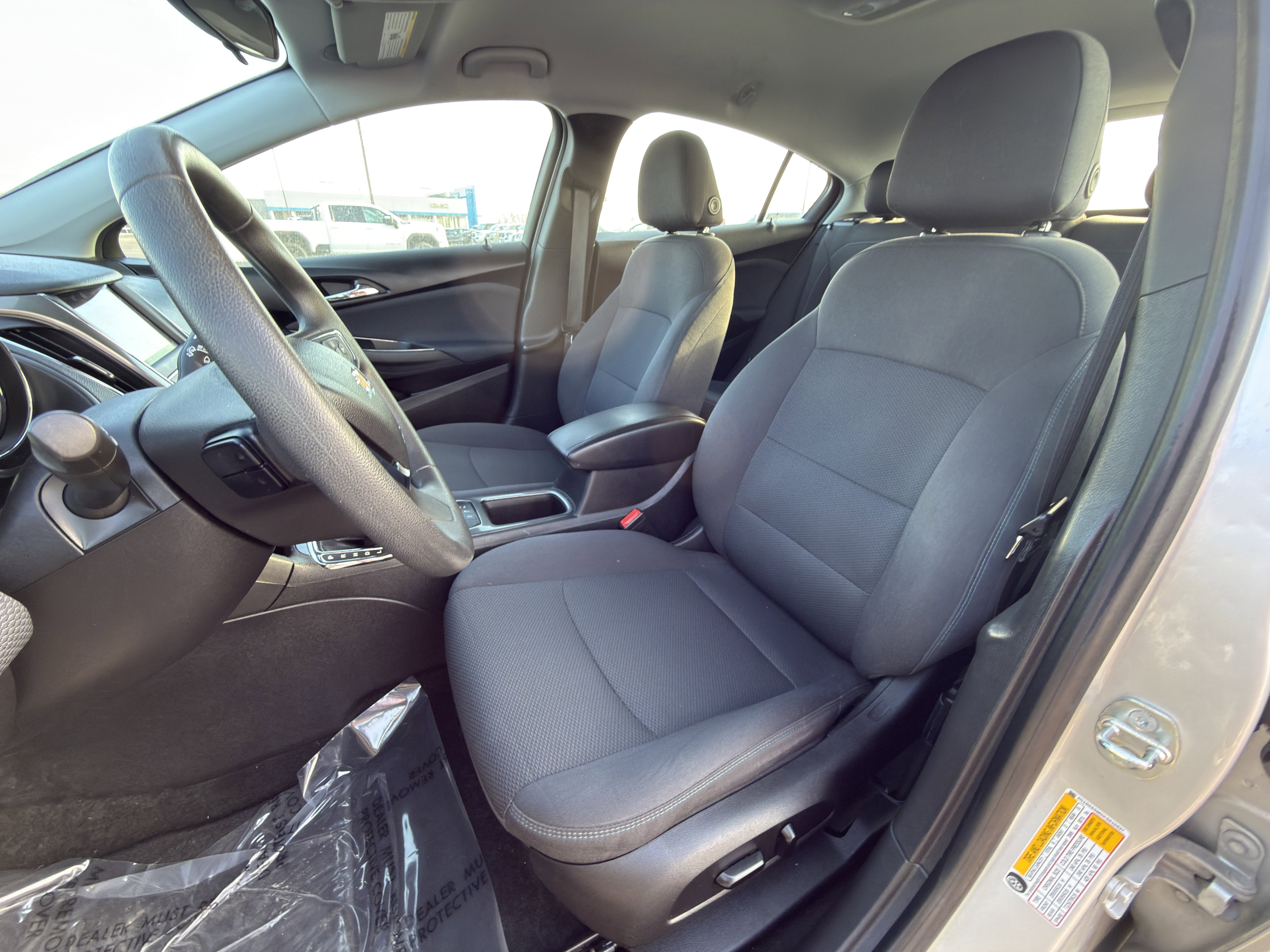 Used 2019 Chevrolet Cruze LT w/ Convenience Package image 9