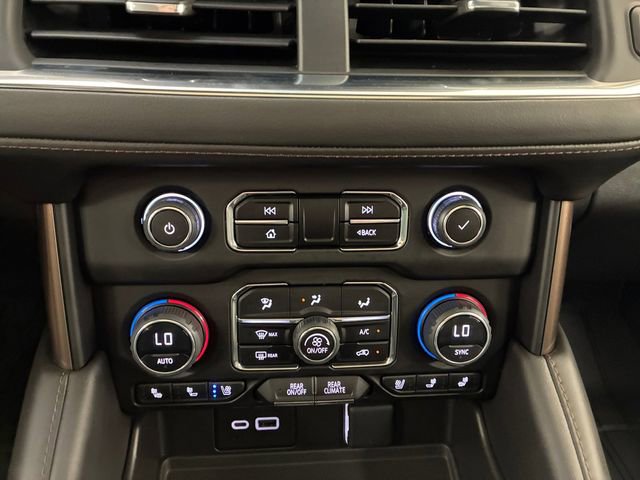 Used 2023 Chevrolet Tahoe High Country AWD/4WD image 28