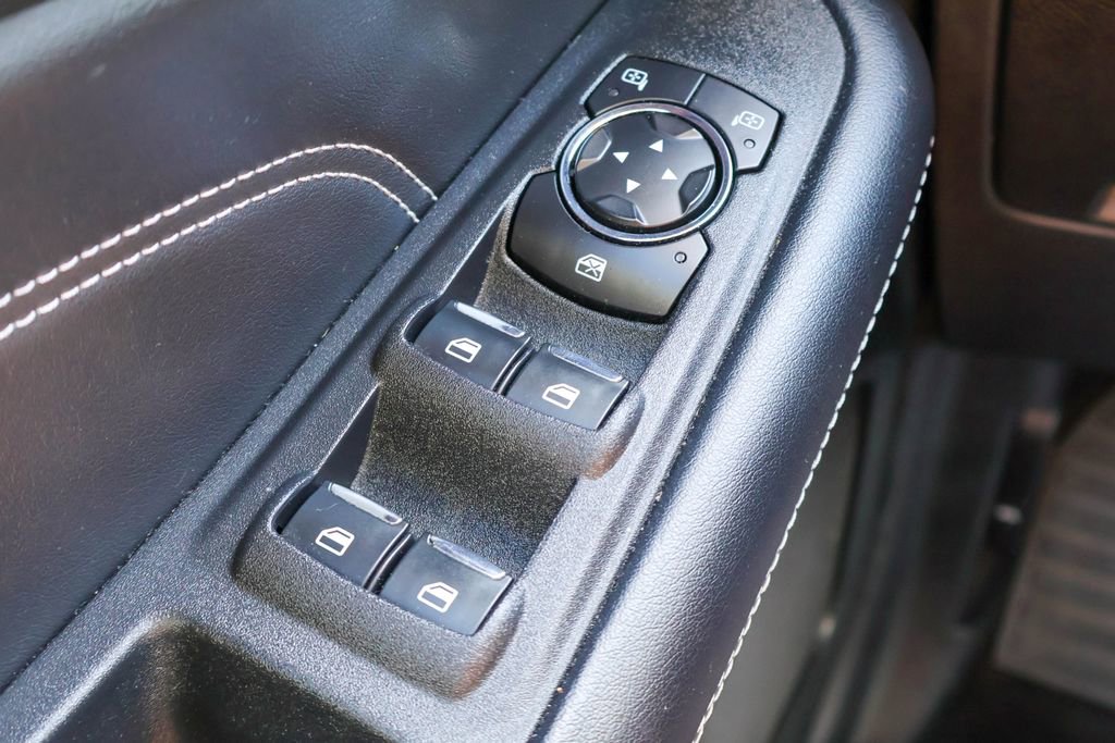 Used 2024 Ford Edge Titanium AWD/4WD image 18