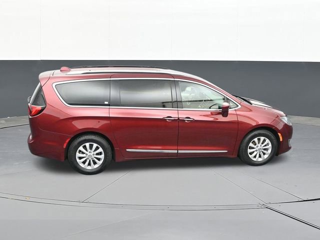 Used 2019 Chrysler Pacifica Touring-L image 63