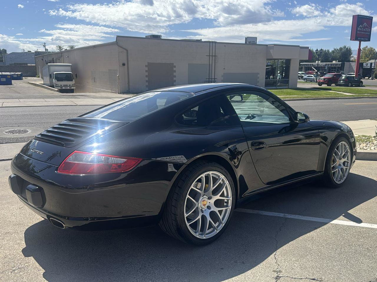 Used 2005 Porsche 911 Carrera RWD image 5