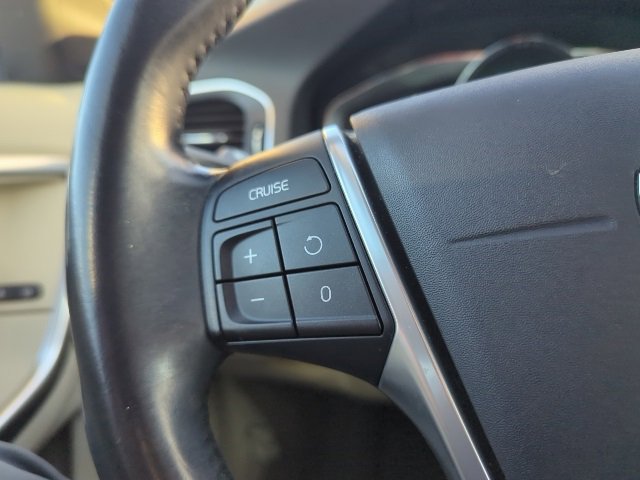 Used 2014 Volvo S60 T5 image 12