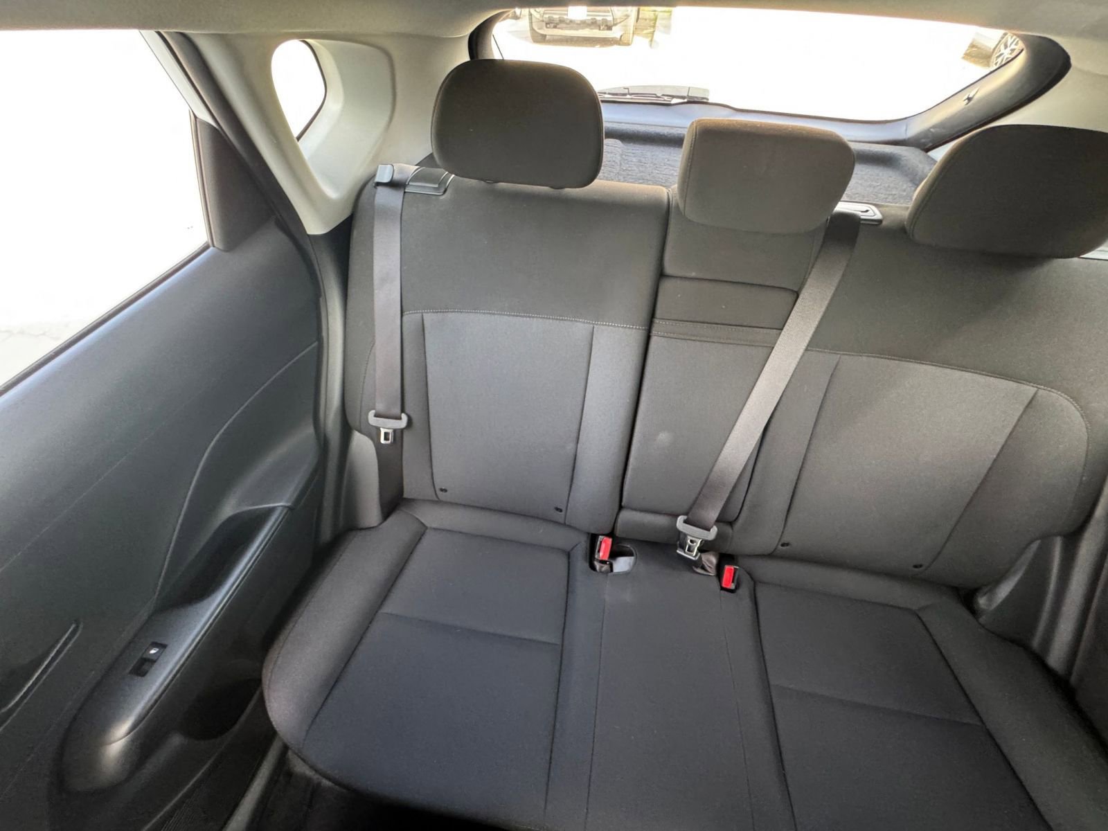 Used 2025 Hyundai Kona SEL image 39