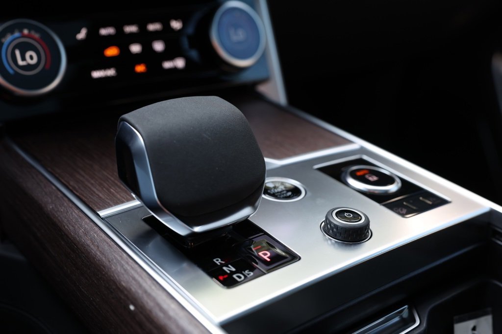 Used 2023 Land Rover Range Rover Long Wheelbase Autobiography image 38