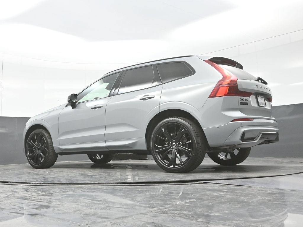 New 2026 Volvo XC60 B5 Ultra w/ Climate Package AWD/4WD image 31