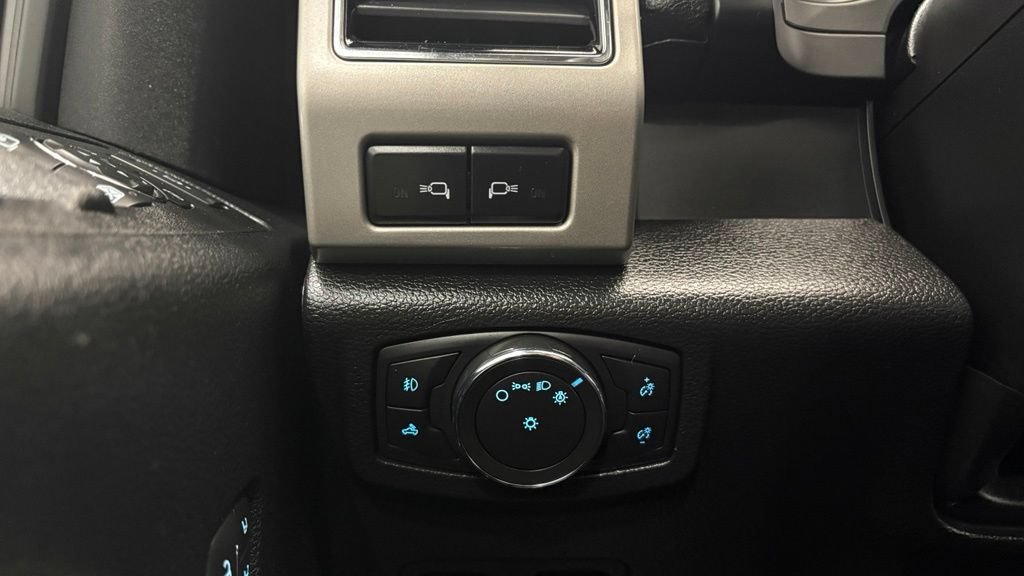 Used 2021 Ford F250 Lariat AWD/4WD image 37