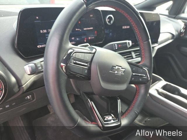 Used 2024 Chevrolet Equinox EV RS AWD/4WD image 11