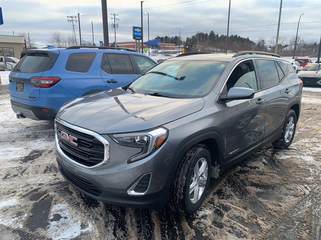 Used 2018 GMC Terrain SLE w/ Driver Convenience Package image 1