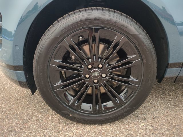 New 2026 Land Rover Range Rover Evoque Hoxton AWD/4WD image 21