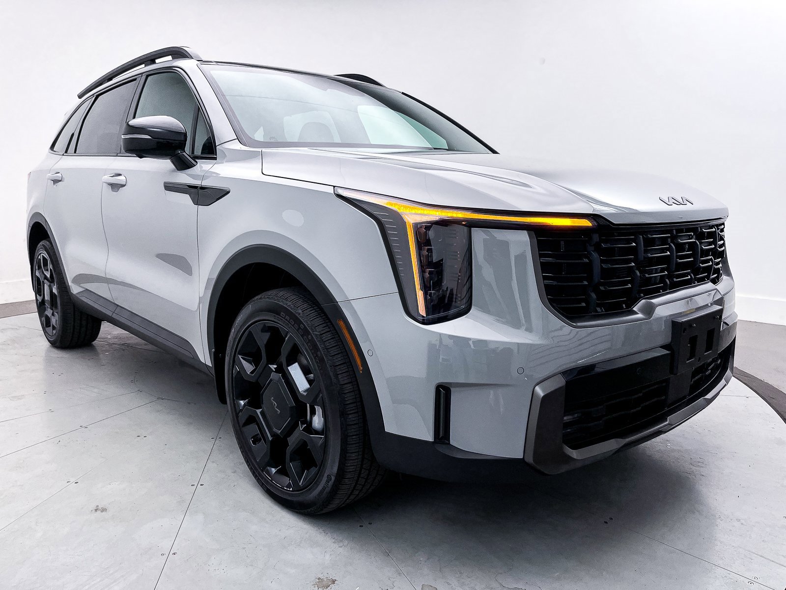 Used 2025 Kia Sorento SX Prestige image 11