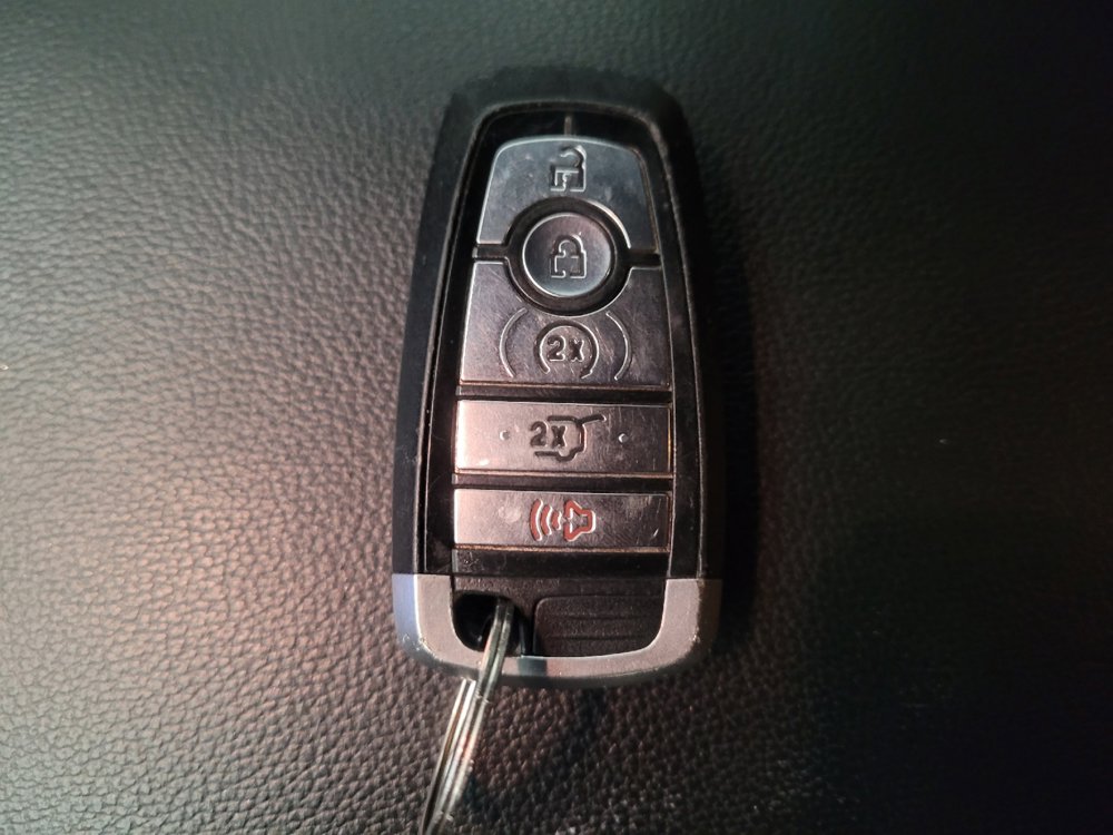 Used 2019 Ford Explorer XLT w/ Equipment Group 202A image 32