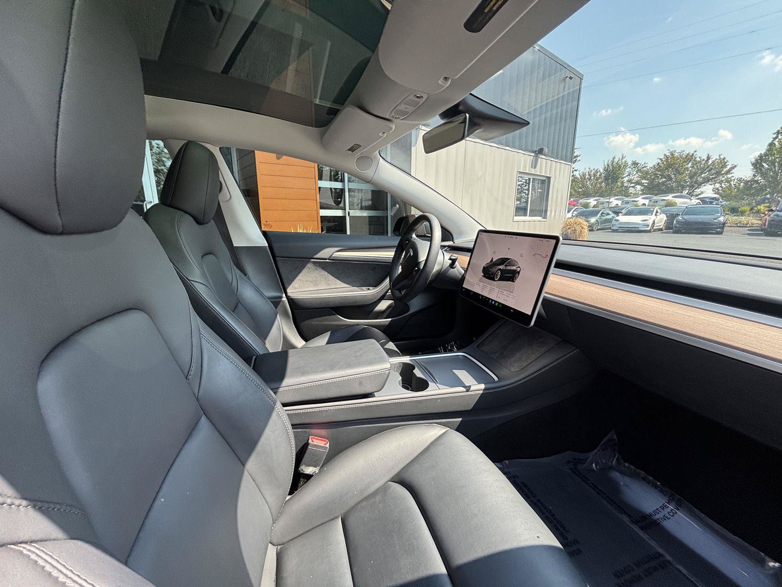 Used 2023 Tesla Model 3 Performance AWD/4WD image 16