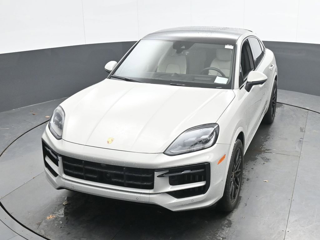 Used 2024 Porsche Cayenne S image 44