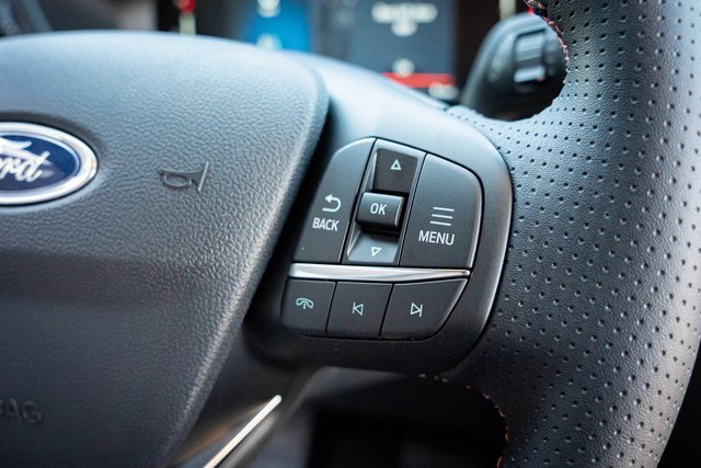 New 2025 Ford Escape ST-Line image 17