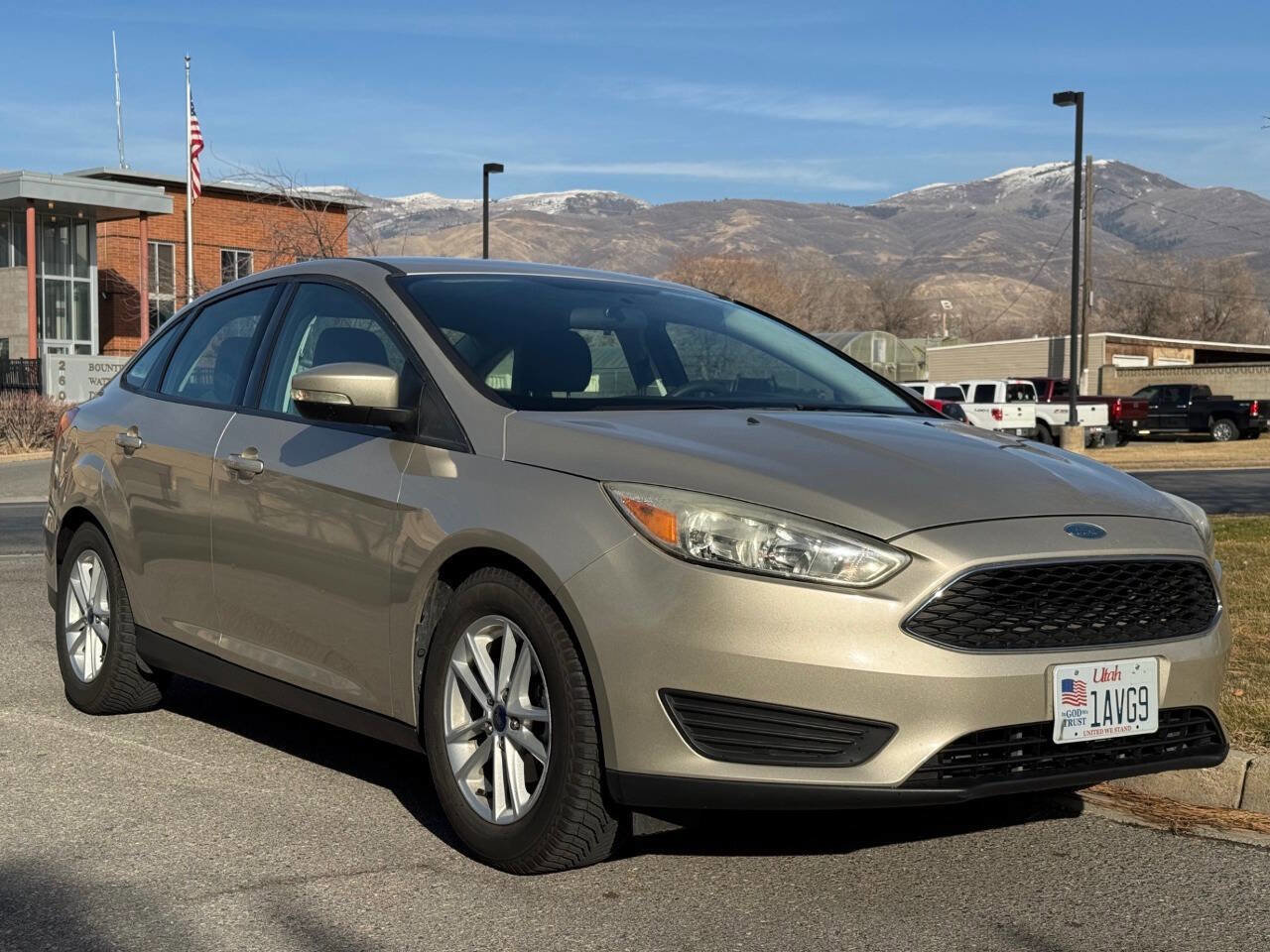 Used 2017 Ford Focus SE image 1