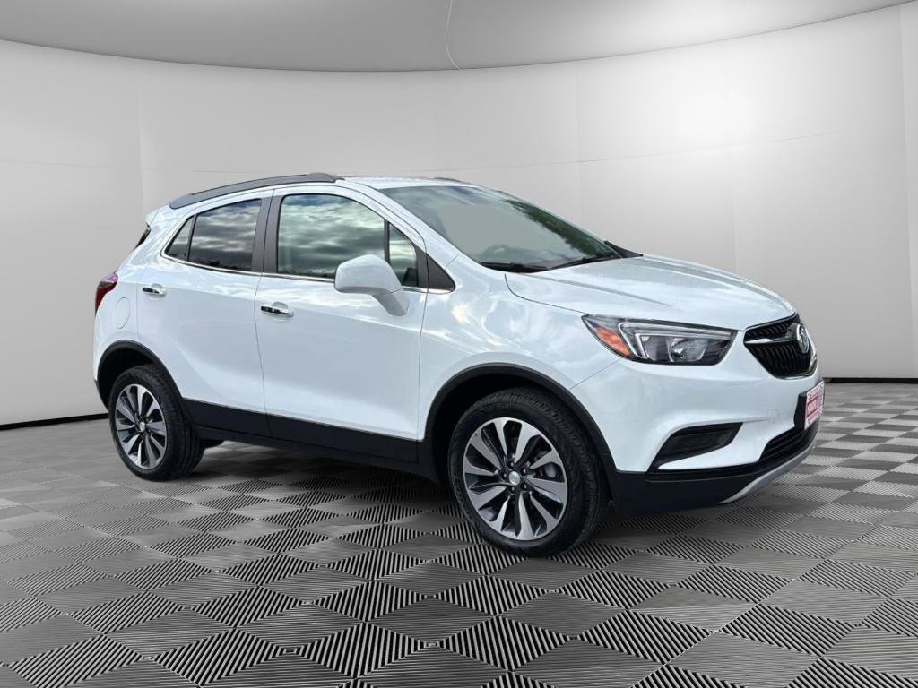 Used 2022 Buick Encore Preferred w/ Safety Package image 2