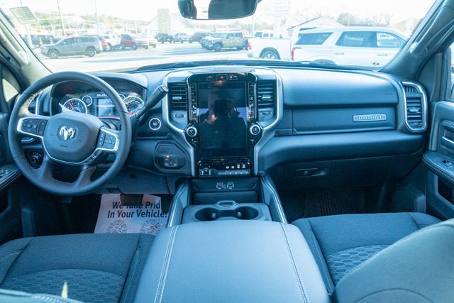 New 2026 RAM 3500 Big Horn AWD/4WD image 29